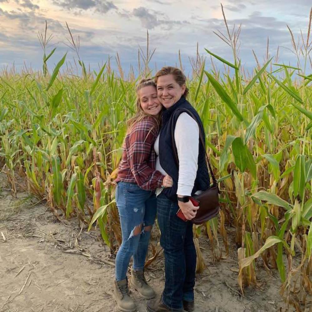 Meet your Posher, Taylor